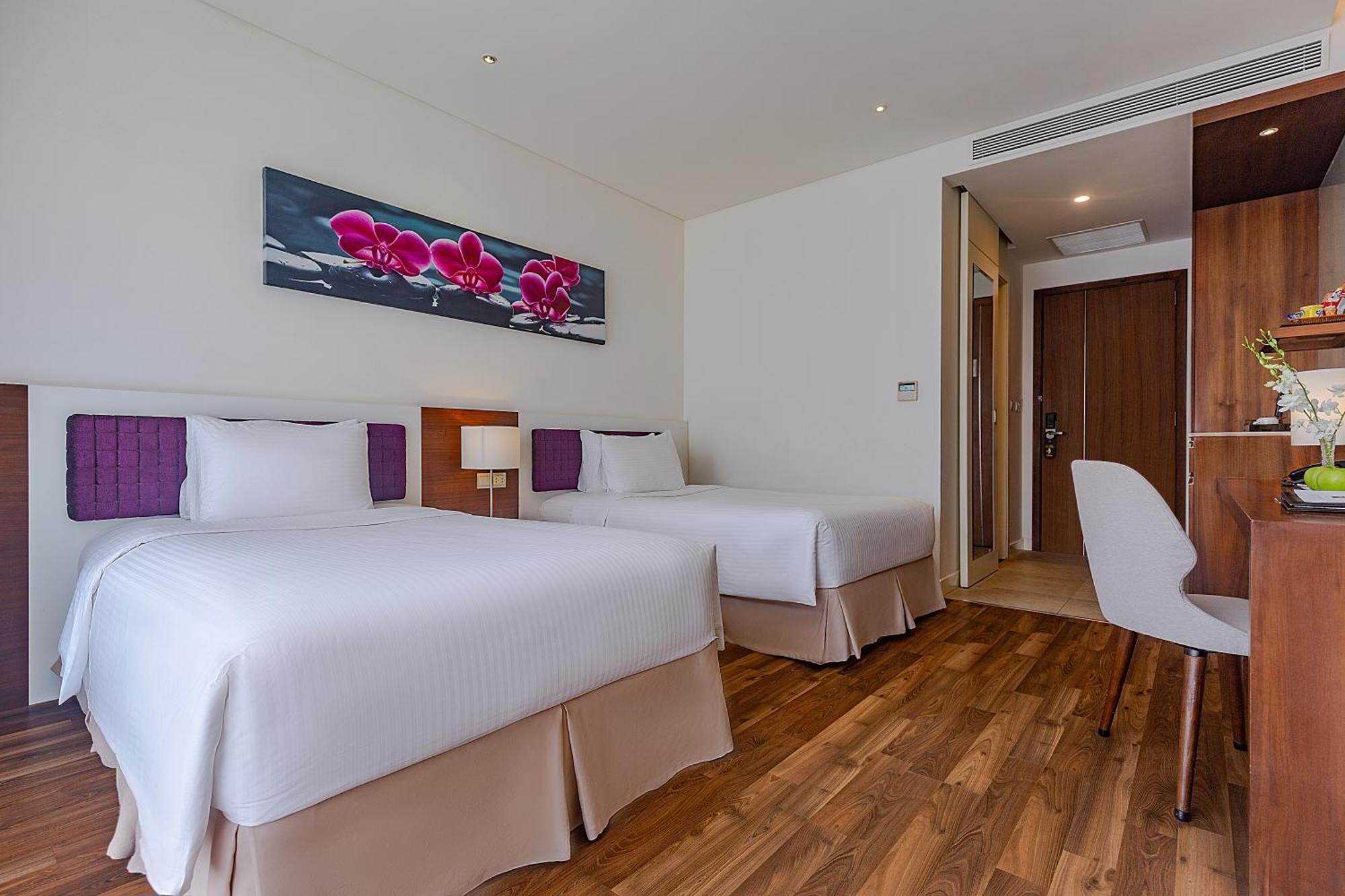 Khách sạn Vanda 4*