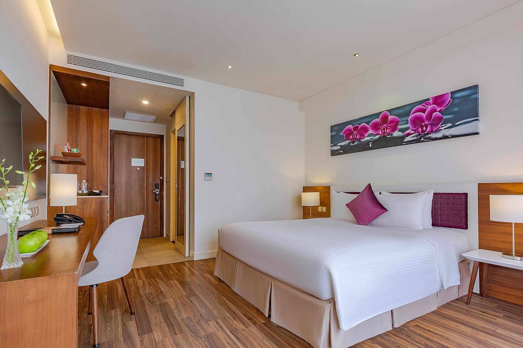 Khách sạn Vanda 4*